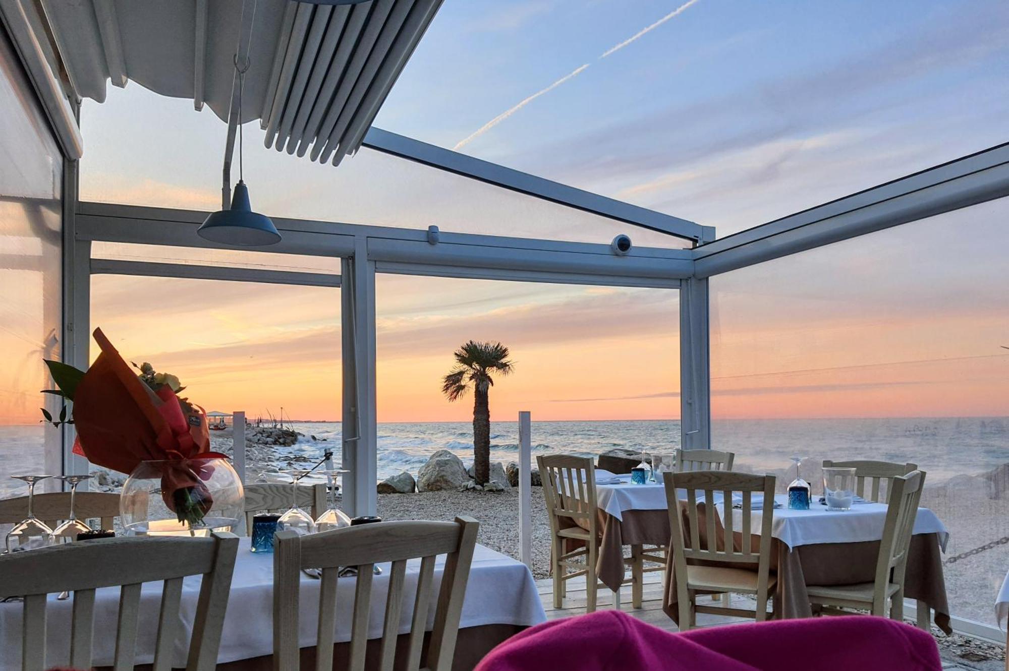 Agriturismo Rosa Antica Monte San Vito Luaran gambar