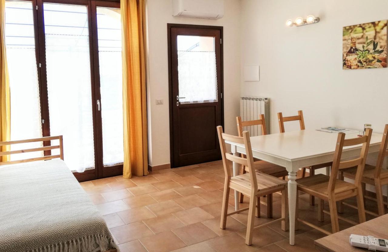 Agriturismo Rosa Antica Monte San Vito Luaran gambar